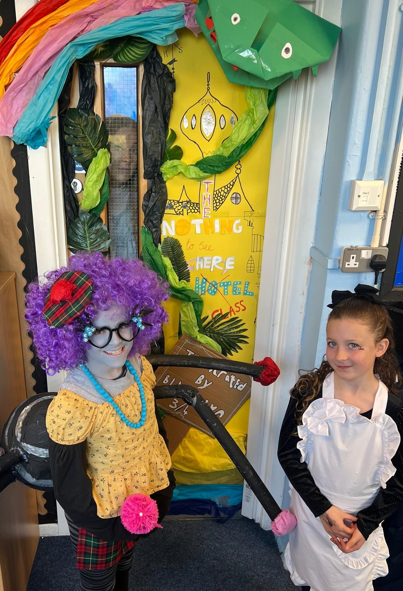 nothing to see here 1.jpg